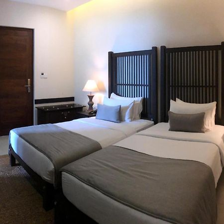 Rivora Heights Hotel แคนดี้ ภายนอก รูปภาพ