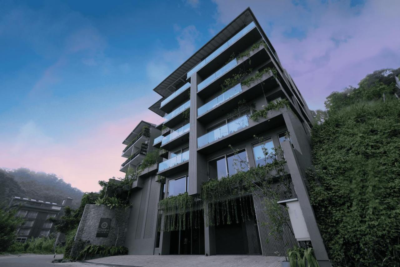 Rivora Heights Hotel แคนดี้ ภายนอก รูปภาพ