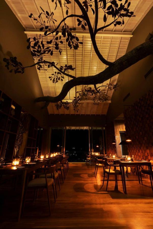 Rivora Heights Hotel แคนดี้ ภายนอก รูปภาพ