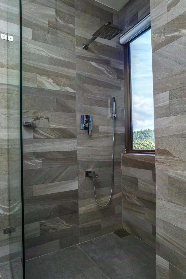 Rivora Heights Hotel แคนดี้ ภายนอก รูปภาพ