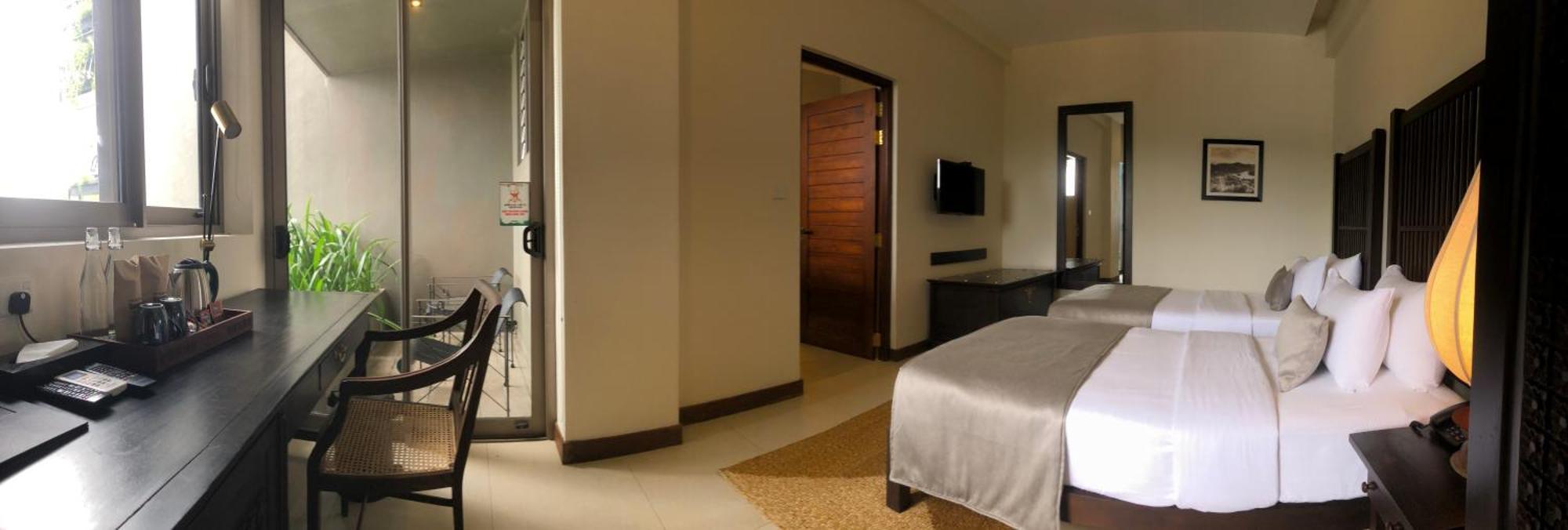 Rivora Heights Hotel แคนดี้ ภายนอก รูปภาพ